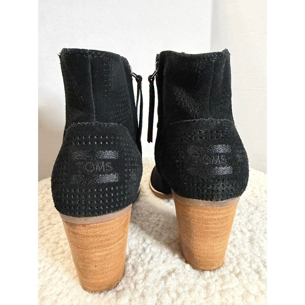 Toms Booties Black Suede Ankle High Majorca Perforated 7.5 Peep Toe Block Heel - Picture 11 of 12